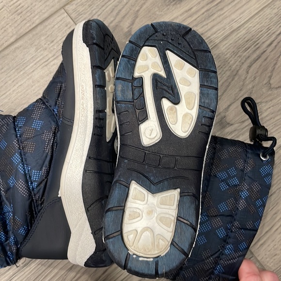 Kids Winter Boots - Picture 5 of 5